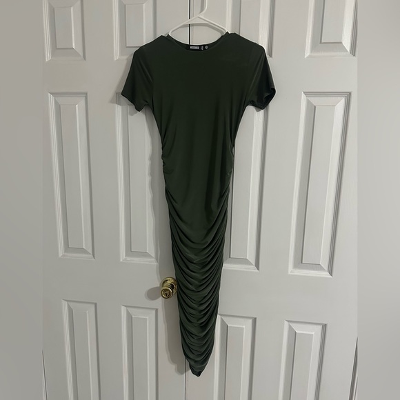 Missguided Maternity Tie Back Slinky Midi Dress - Picture 2 of 4
